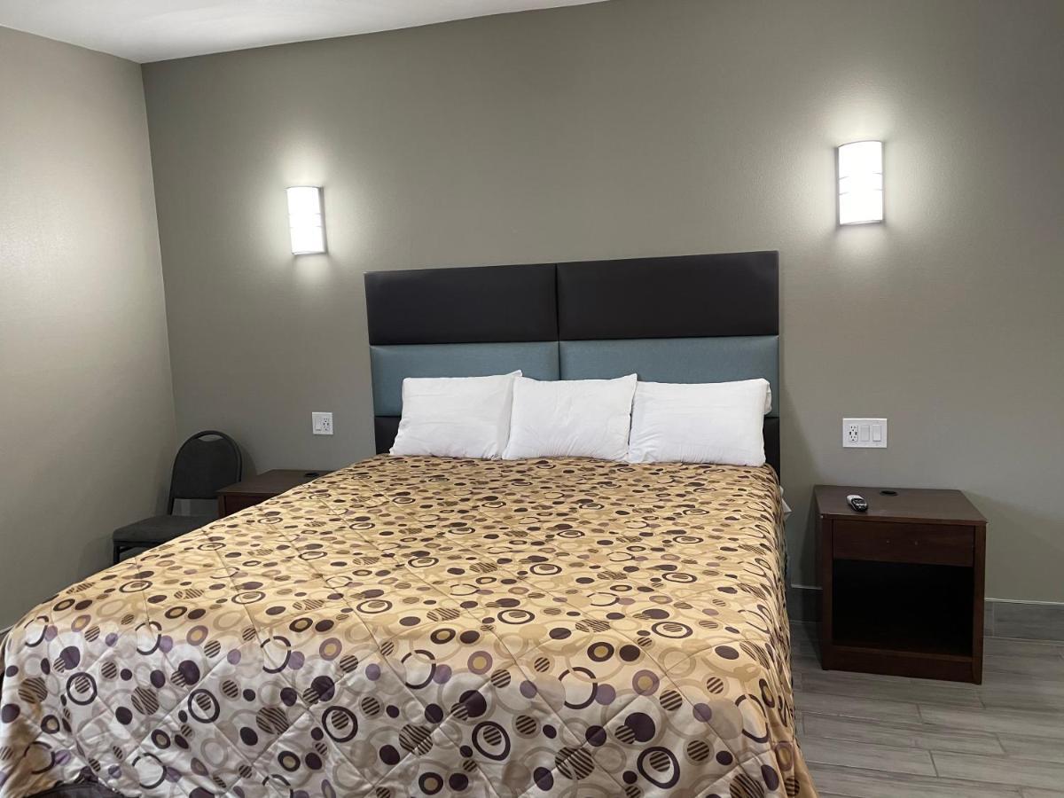 لينوود Town House Motel المظهر الخارجي الصورة