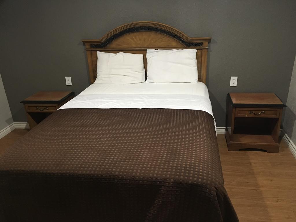 لينوود Town House Motel المظهر الخارجي الصورة