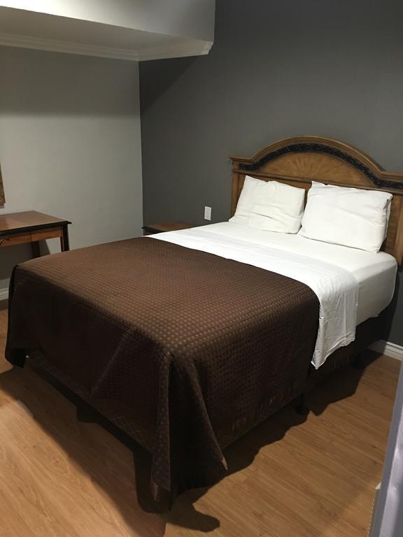 لينوود Town House Motel المظهر الخارجي الصورة