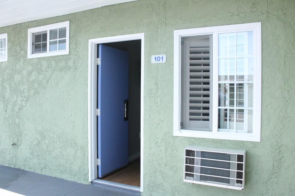 لينوود Town House Motel المظهر الخارجي الصورة