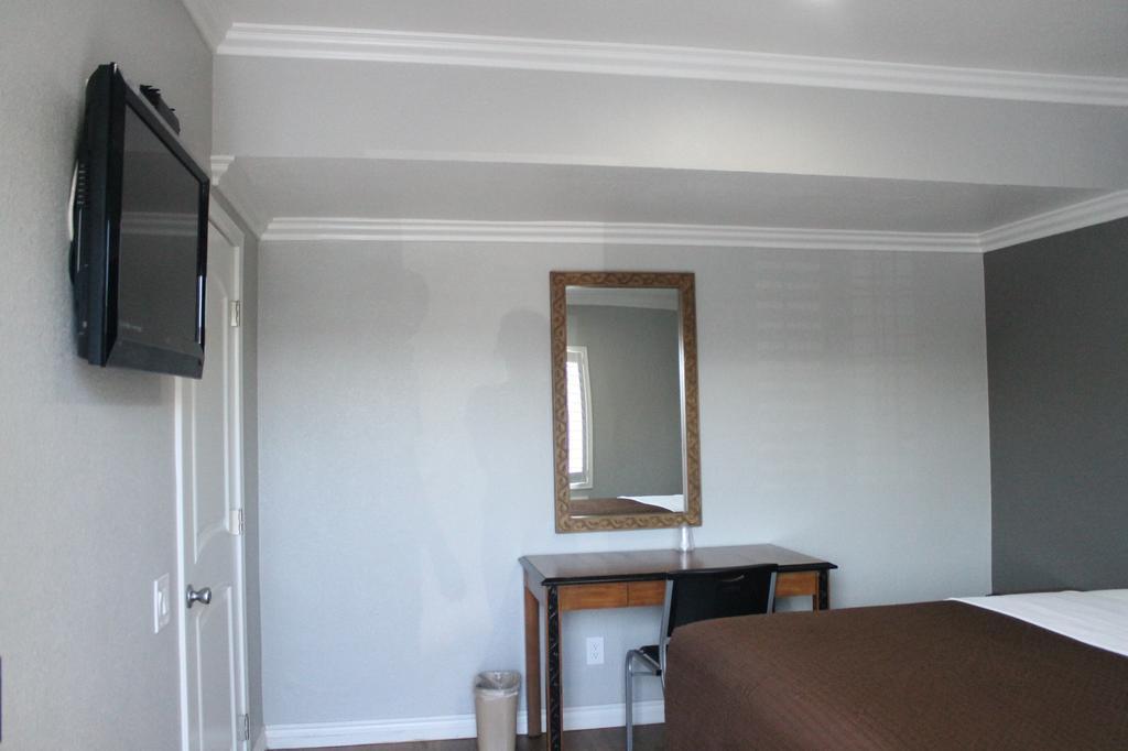 لينوود Town House Motel المظهر الخارجي الصورة